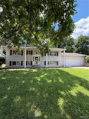 $174,900 | 2033 Anthony Drive, Cape Girardeau, MO 63701