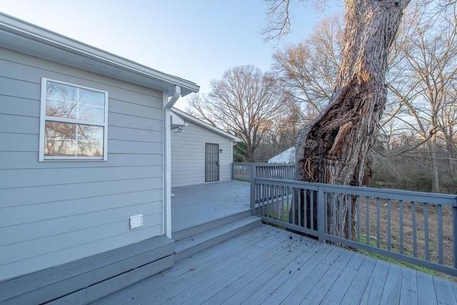 2164 Bouldercrest Road Atlanta, GA 30316 - Photo 9 of 11 a view of deck and wooden floor