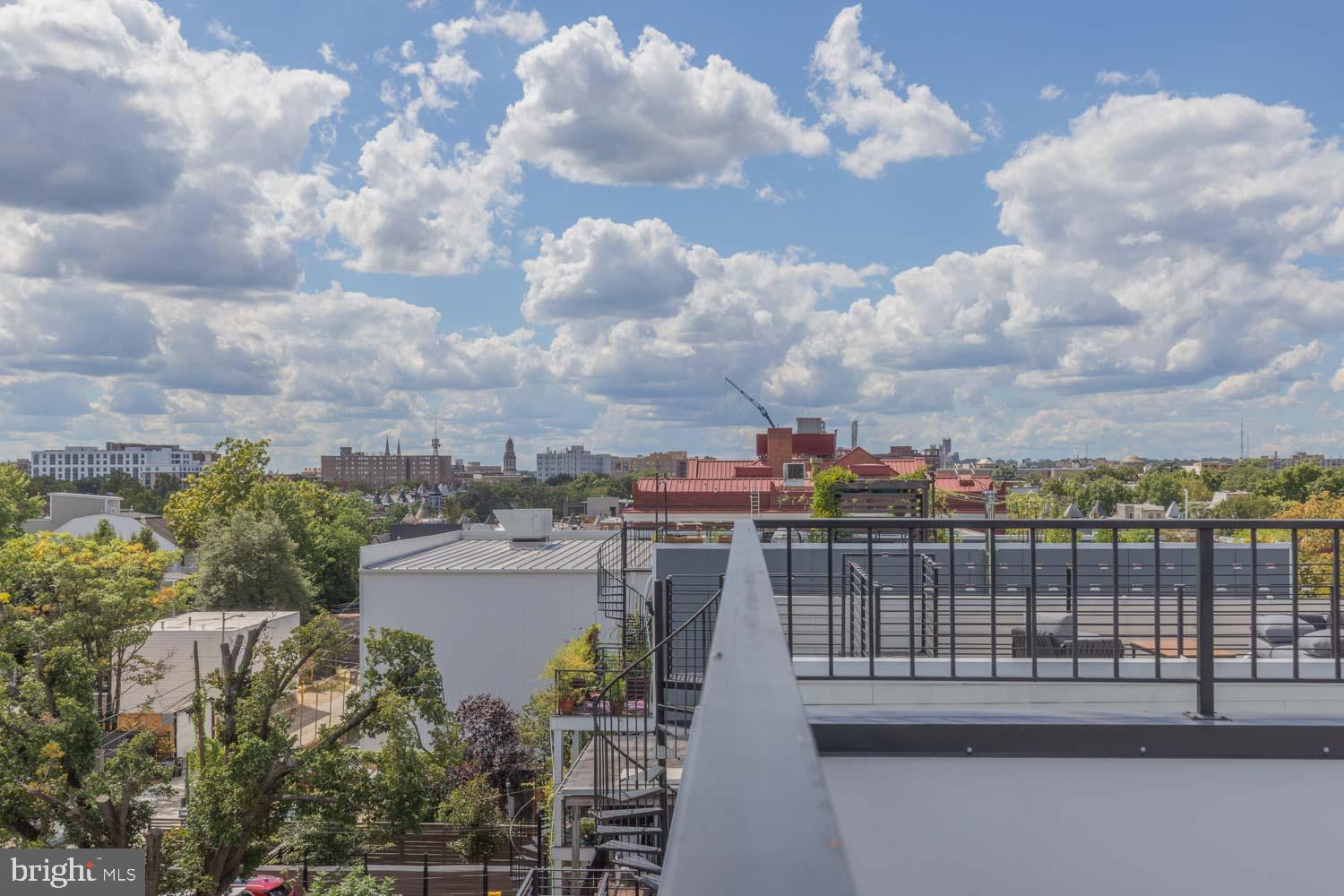 722 Kenyon Street Northwest, Unit A Washington, DC 20010 - Photo 23 of 41