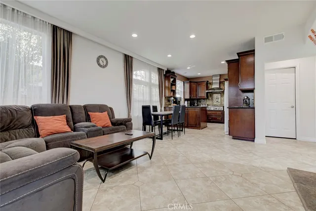 $4,700 | 27943 Brookdale Court, Valencia, CA 91354