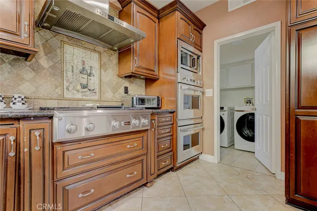 $4,700 | 27943 Brookdale Court, Valencia, CA 91354