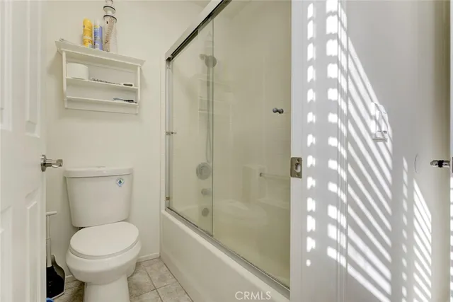 $4,700 | 27943 Brookdale Court, Valencia, CA 91354