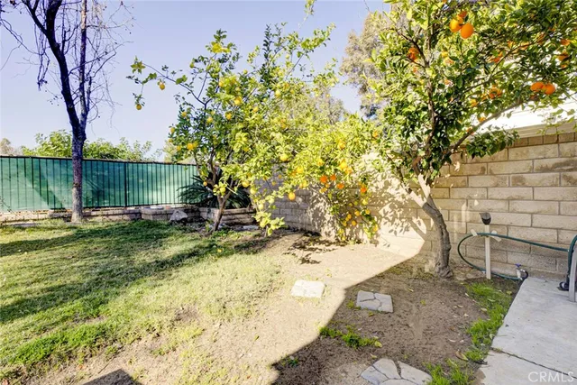 $4,700 | 27943 Brookdale Court, Valencia, CA 91354