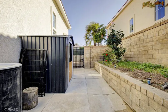 $4,700 | 27943 Brookdale Court, Valencia, CA 91354