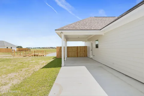 $227,999 | 302 Willow Bend, Youngsville, LA 70592