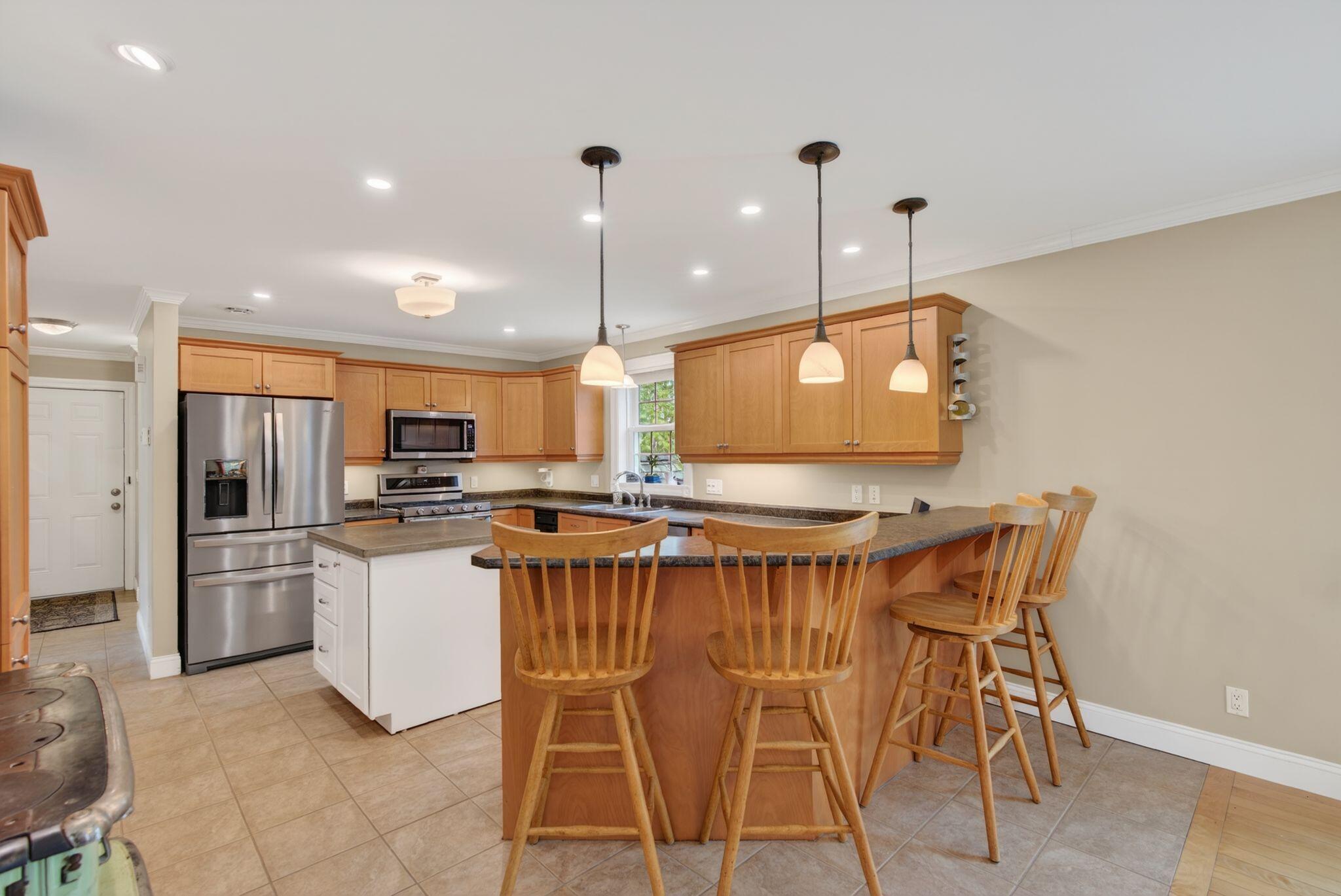 110 Gordon Farms Road Gorham, ME 04038 - Photo 7 of 79 40_DSC01078