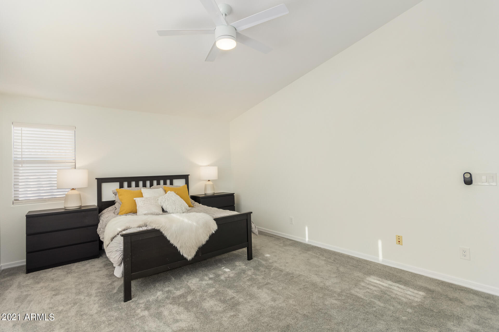 4356 South Rim Court Gilbert, AZ 85297 - Photo 15 of 50 18 - Rim