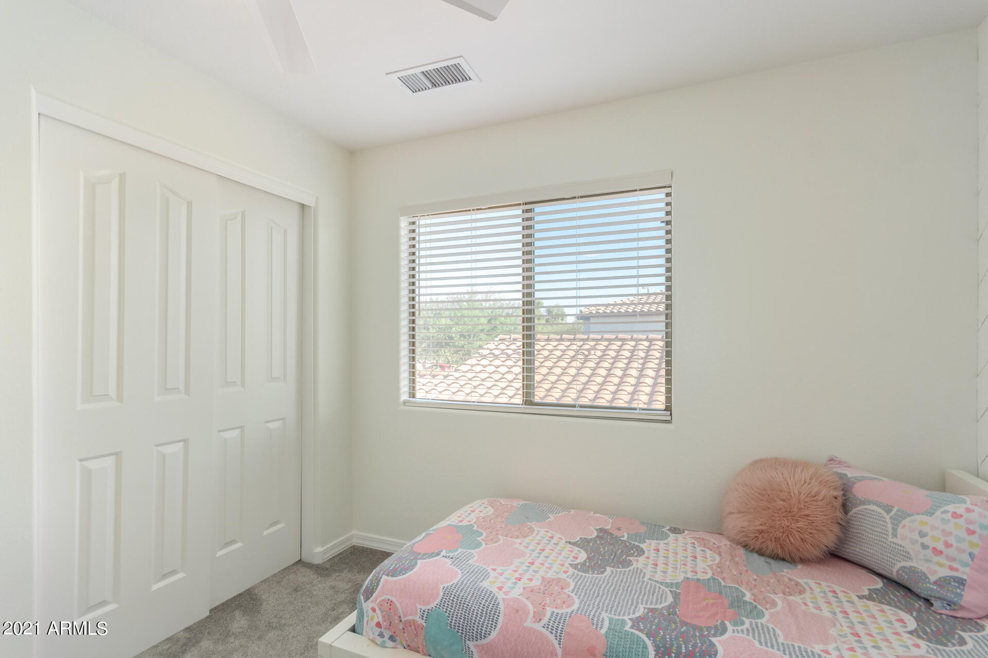4356 South Rim Court Gilbert, AZ 85297 - Photo 26 of 50 29 - Rim