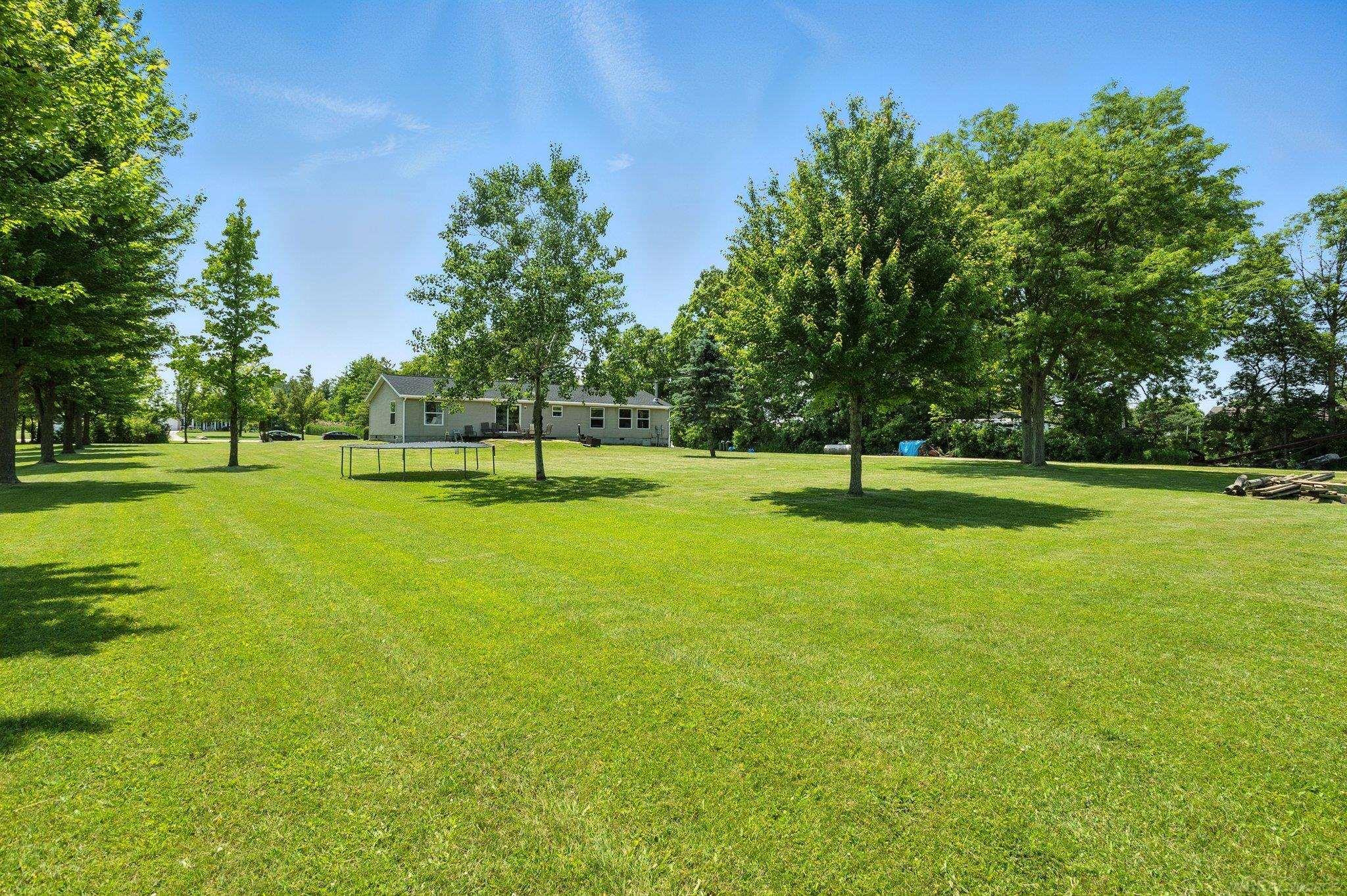 12240 Griffin Road Memphis, MI 48041 - Photo 5 of 25 50178667-c38d90c2-09c6-47f6-9604-f13c1a5a7073.JPG