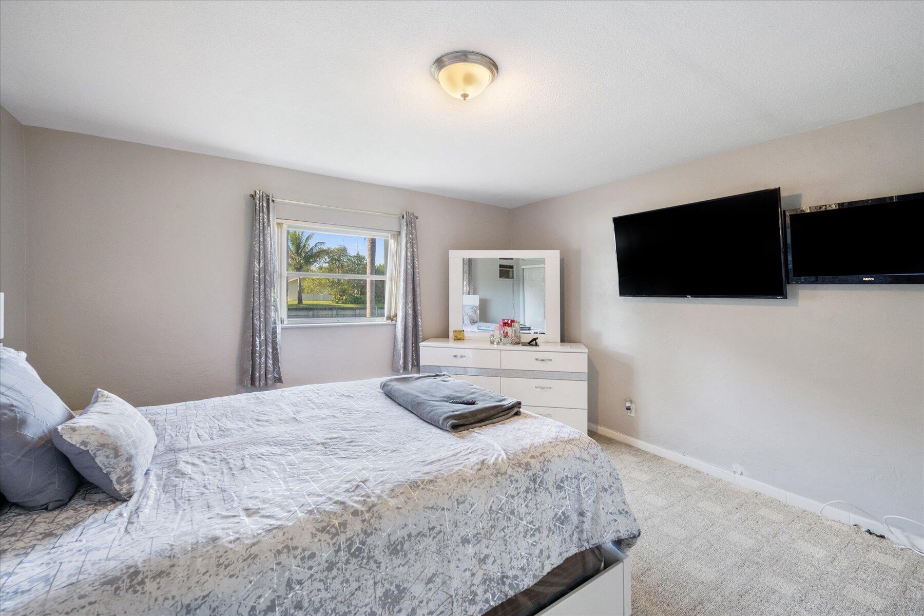 9500 Northwest 72nd Street Tamarac, FL 33321 - Photo 18 of 28 18-DSC_8108
