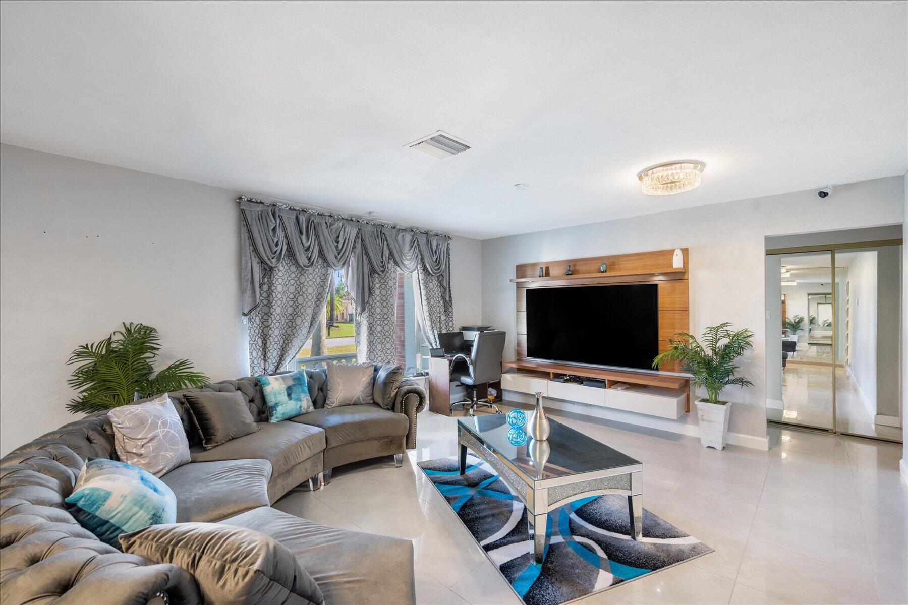 9500 Northwest 72nd Street Tamarac, FL 33321 - Photo 6 of 28 06-DSC_8039 copy