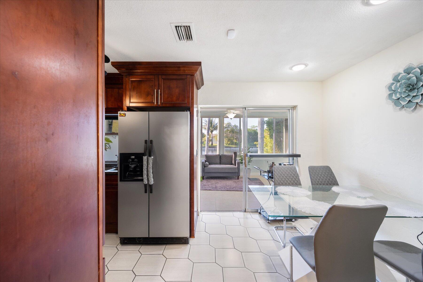 9500 Northwest 72nd Street Tamarac, FL 33321 - Photo 9 of 28 09-DSC_8060