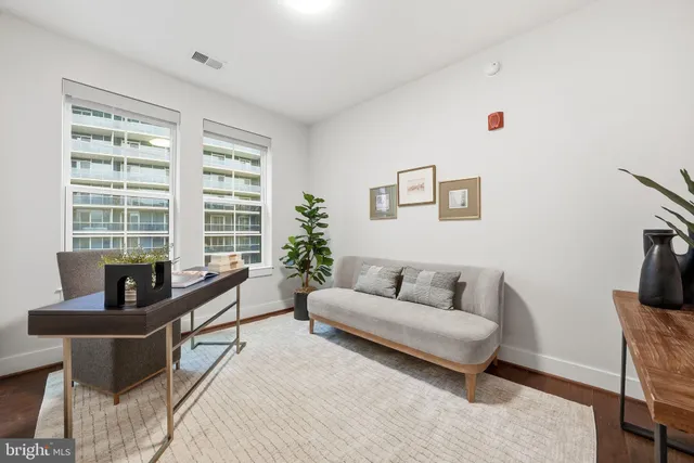 $1,100,000 | 1411 Key Boulevard, Unit 505, Arlington, VA 22209