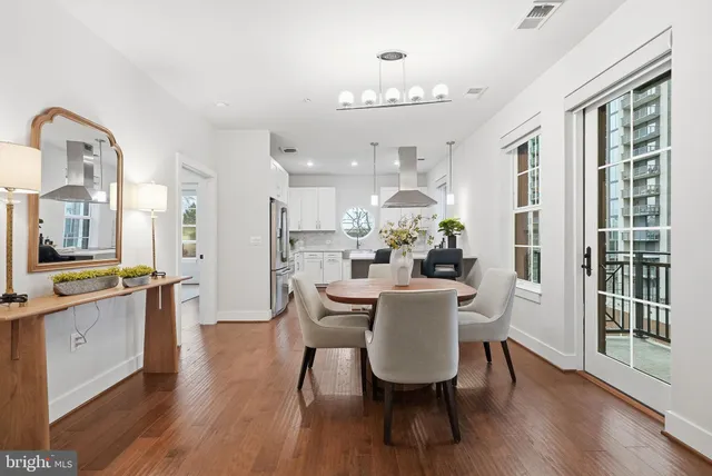 $1,100,000 | 1411 Key Boulevard, Unit 505, Arlington, VA 22209