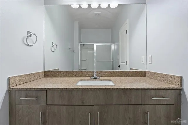 $1,150 | 419 Teague Avenue, Unit 3, Edinburg, TX 78539