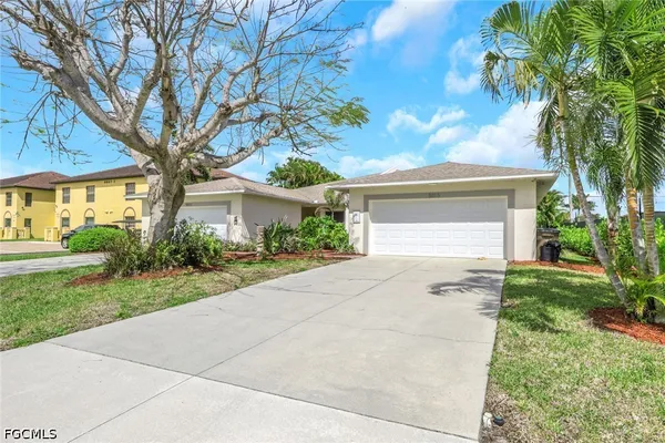 $1,950 | 5013 Southwest 16th Place, Cape Coral, FL 33914