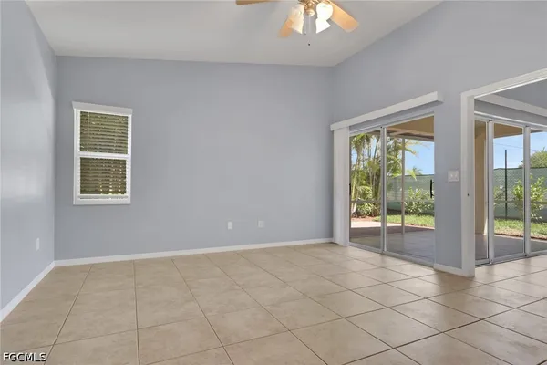 $1,950 | 5013 Southwest 16th Place, Cape Coral, FL 33914