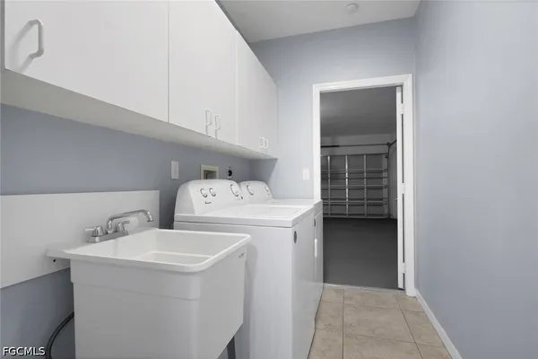 $1,950 | 5013 Southwest 16th Place, Cape Coral, FL 33914