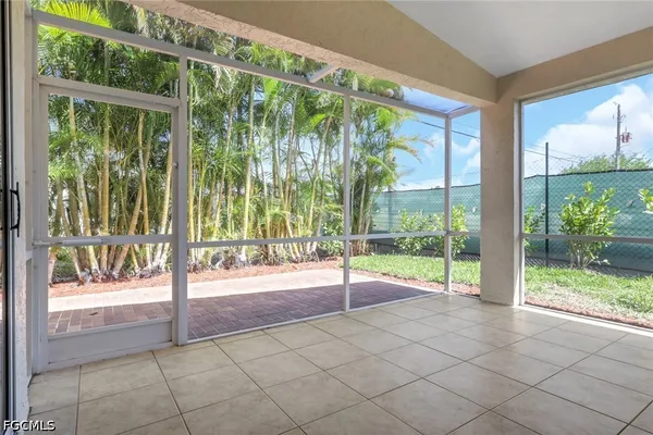 $1,950 | 5013 Southwest 16th Place, Cape Coral, FL 33914