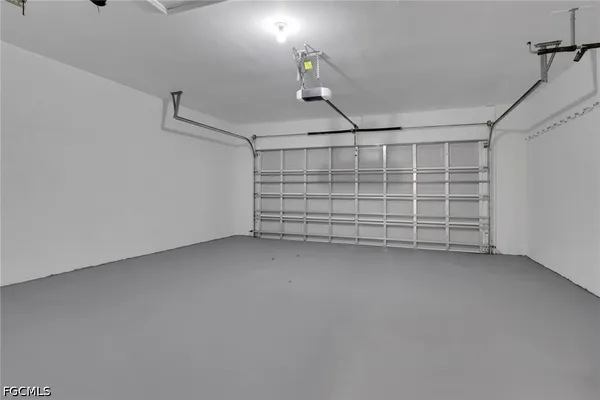 $1,950 | 5013 Southwest 16th Place, Cape Coral, FL 33914