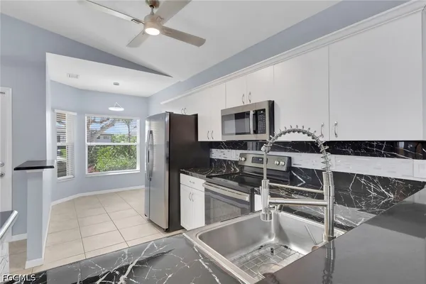 $1,950 | 5013 Southwest 16th Place, Cape Coral, FL 33914