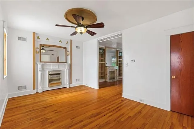 $2,150 | 2221 Wightman Street, Pittsburgh, PA 15217