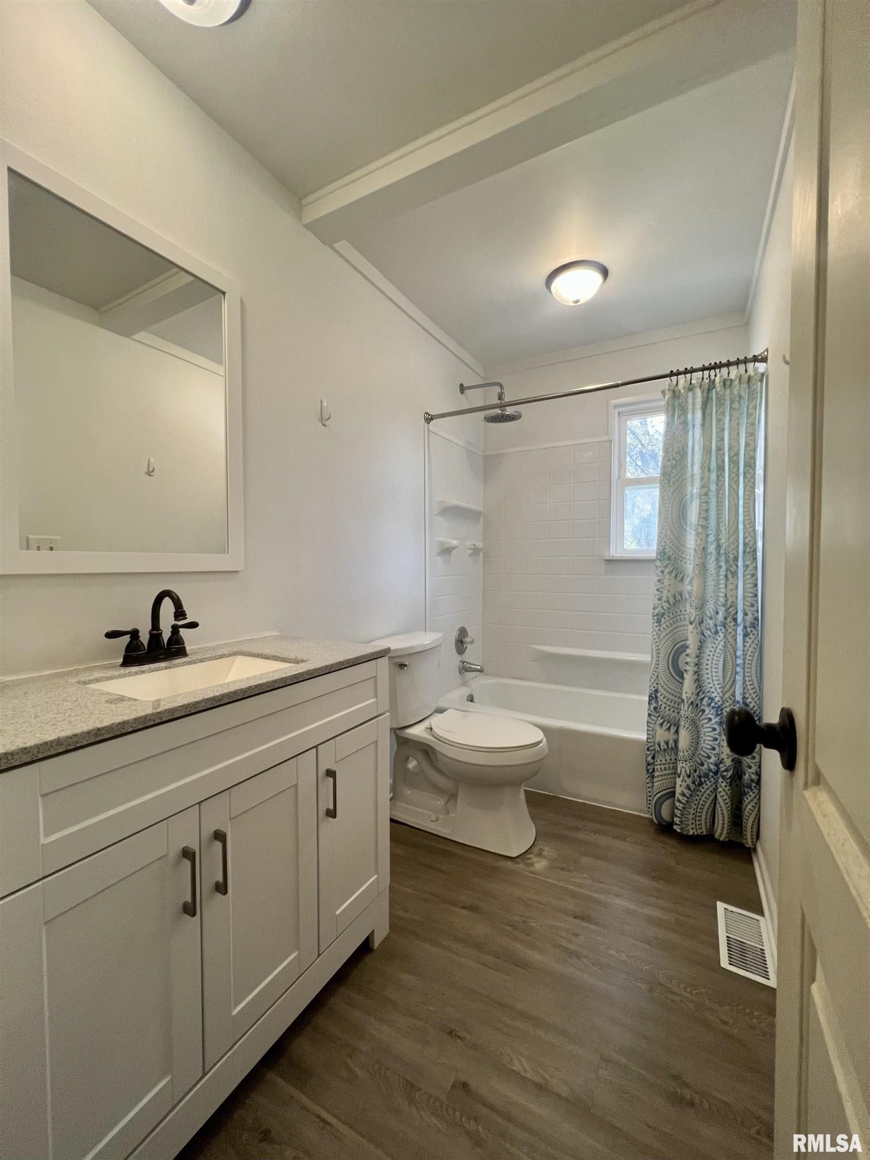 242 Briargate Road Washington, IL 61571 - Photo 13 of 24 Gallery Image 13