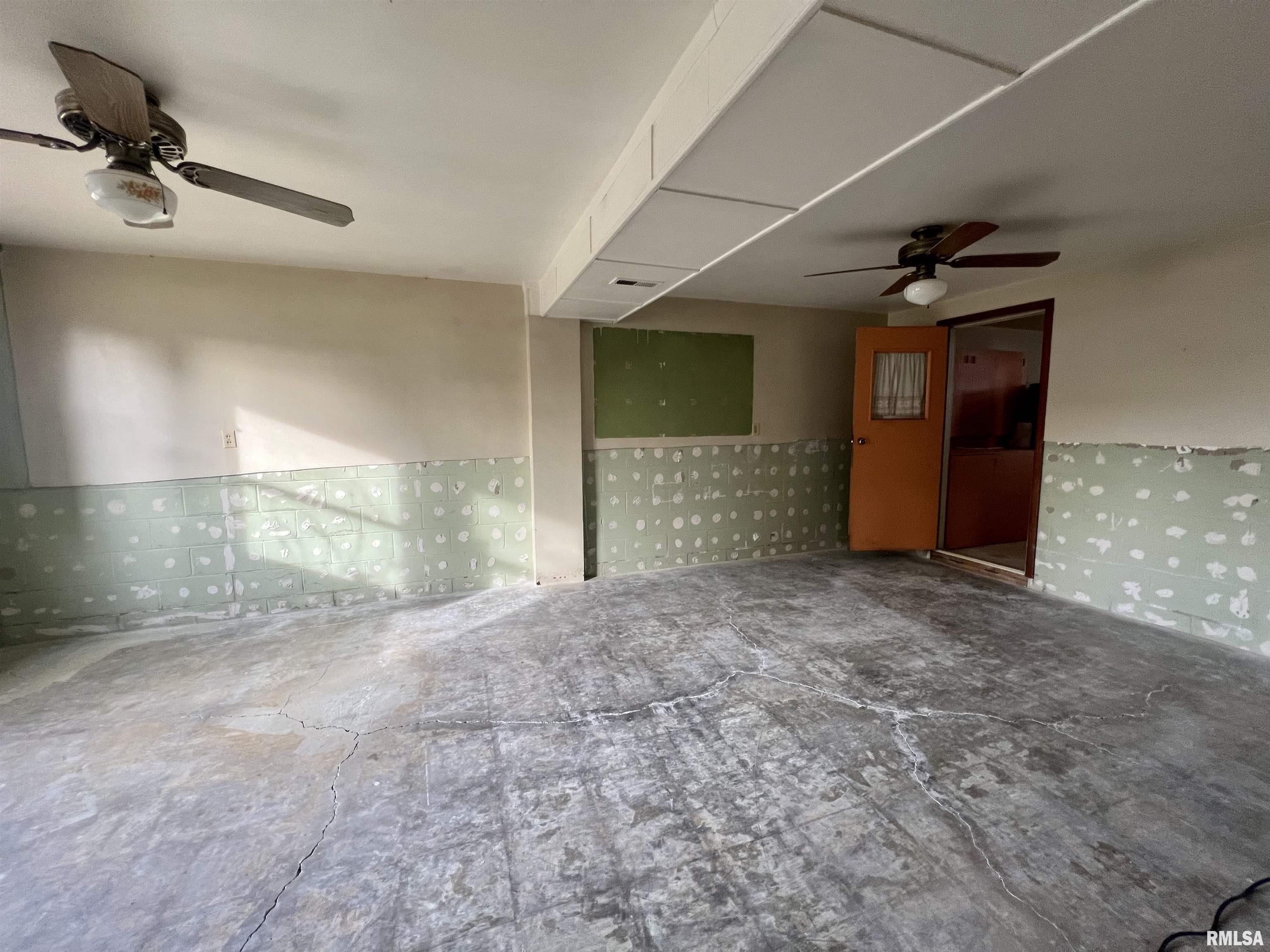 242 Briargate Road Washington, IL 61571 - Photo 23 of 24 Gallery Image 23