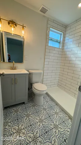 $1,900 | 212 North Cove Boulevard, Panama City, FL 32401