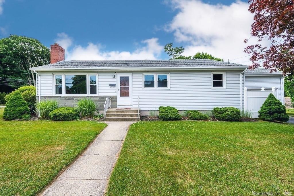 8 Westridge Road New London, CT 06320 - Photo 1 of 1 Gallery Image 1