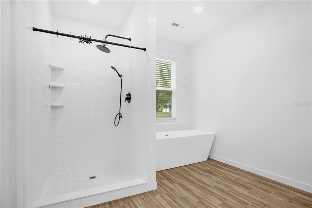 8320 Mathews Road Lakeland, FL 33809 - Photo 13 of 37