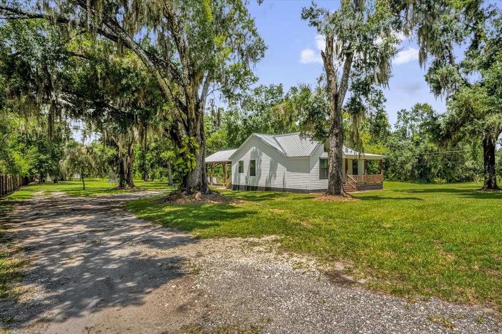 8320 Mathews Road Lakeland, FL 33809 - Photo 20 of 37