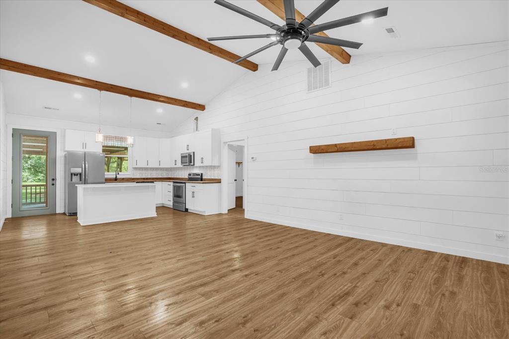 8320 Mathews Road Lakeland, FL 33809 - Photo 3 of 37