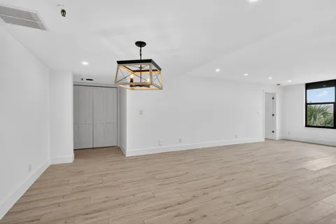 $890,000 | 1748 Jupiter Cove Drive, Unit 319, Jupiter, FL 33469