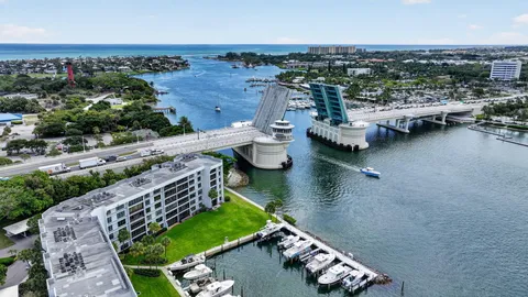 $890,000 | 1748 Jupiter Cove Drive, Unit 319, Jupiter, FL 33469