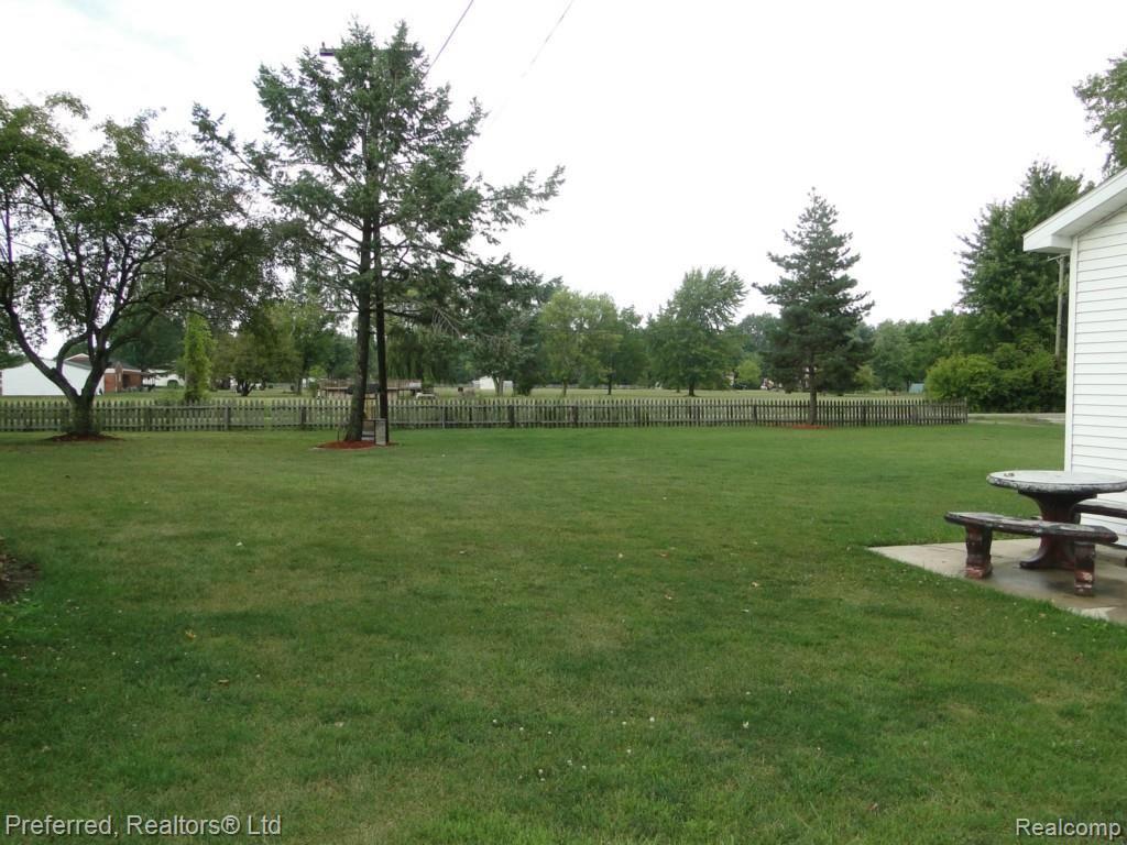 12280 Sweitzer Road Carleton, MI 48117 - Photo 72 of 84 DSC06163.jpg