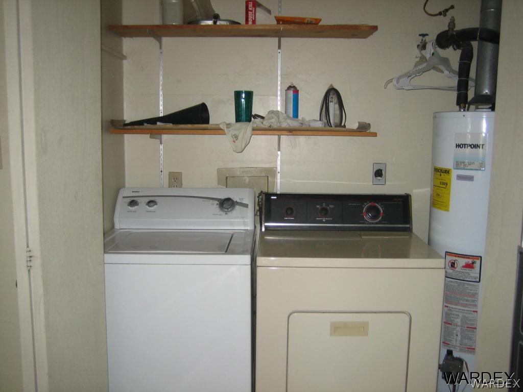 4410 North Stardust Road Kingman, AZ 86409 - Photo 9 of 23 Laundry
