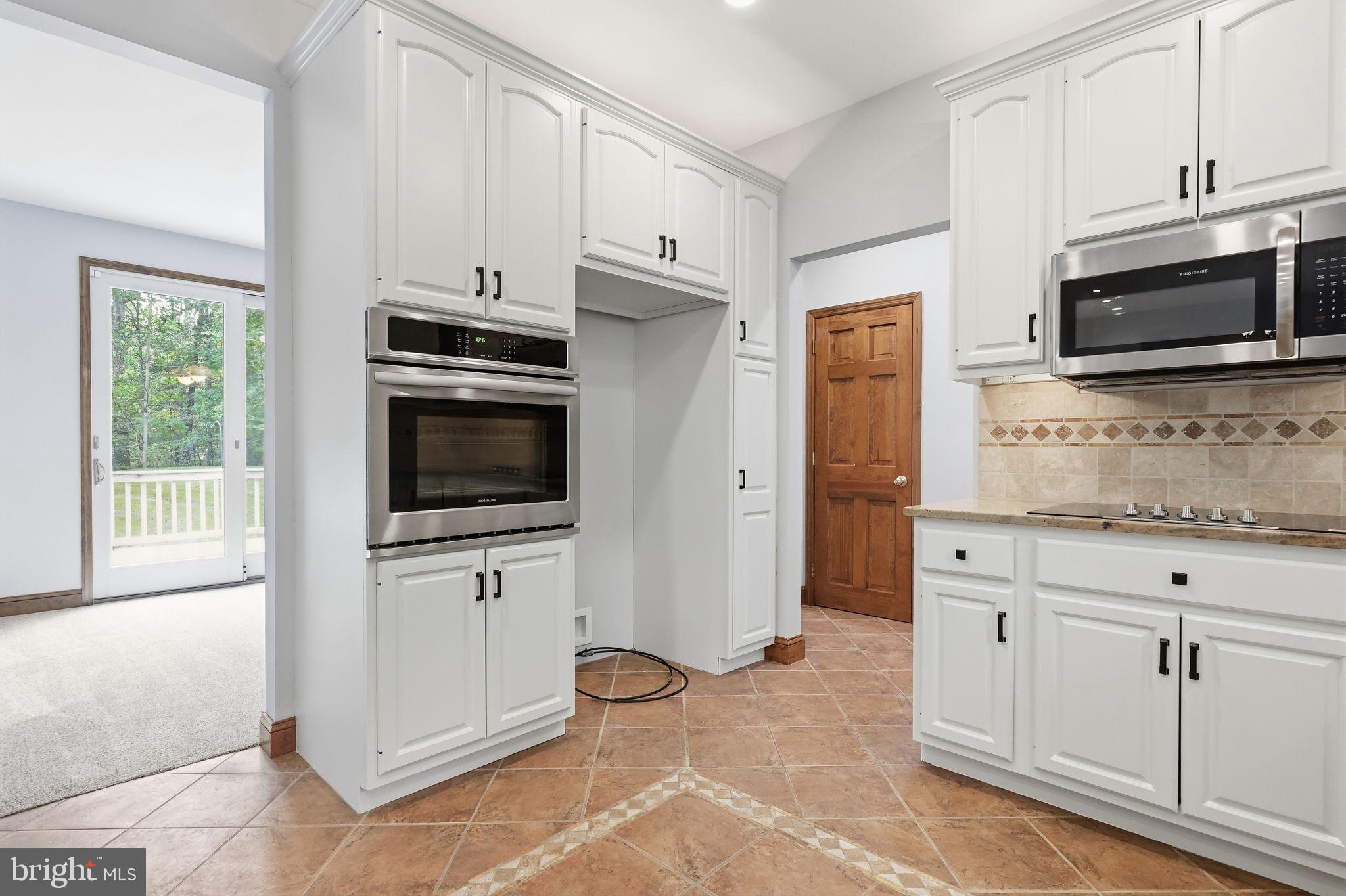 1669 Fennel Road Quakertown, PA 18951 - Photo 15 of 68 In wall self cleaning oven