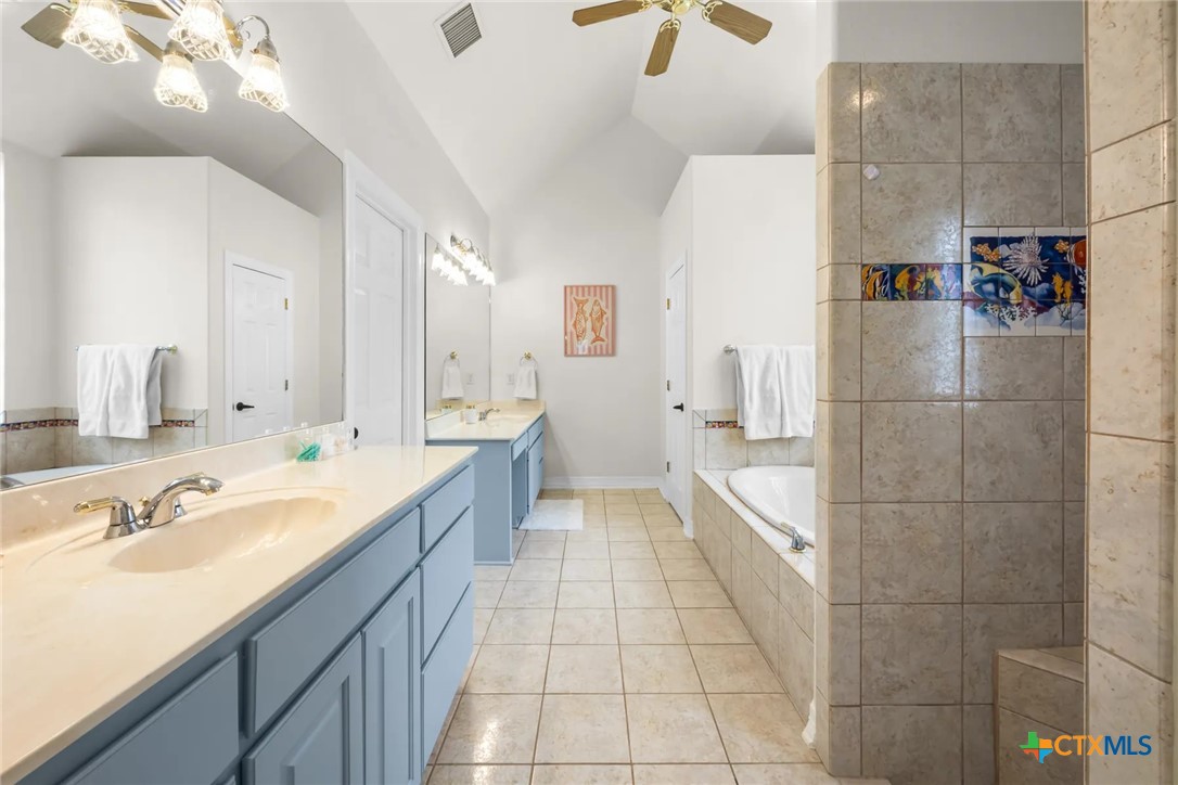 450 3 Oaks Road Seguin, TX 78155 - Photo 25 of 45 Gallery Image 25