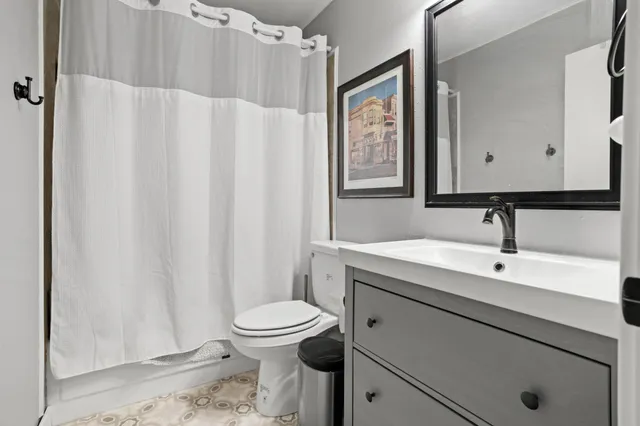 $190,000 | 1526 16 1/2 Street South, Fargo, ND 58103