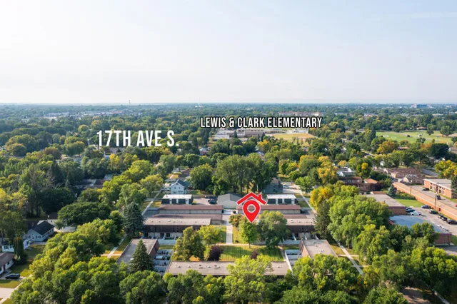 $190,000 | 1526 16 1/2 Street South, Fargo, ND 58103