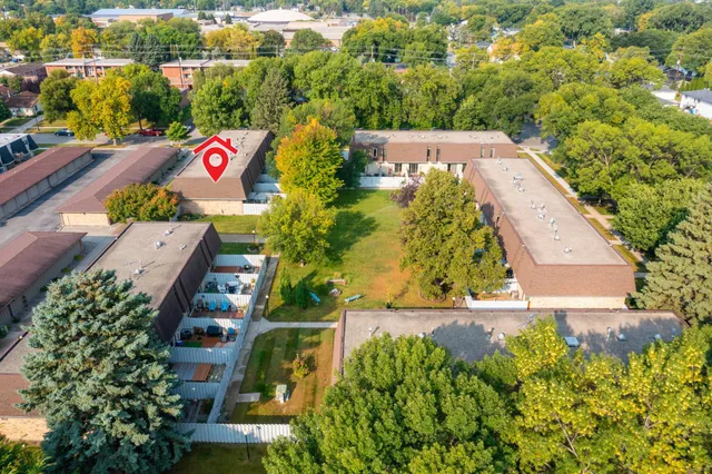 $190,000 | 1526 16 1/2 Street South, Fargo, ND 58103