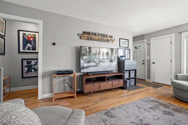 $190,000 | 1526 16 1/2 Street South, Fargo, ND 58103