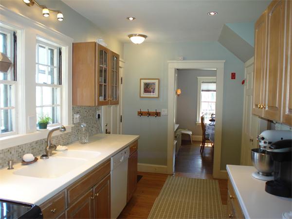 7 Loring Road Weston, MA 02493 - Photo 8 of 20 a bathroom with a sink and a mirror