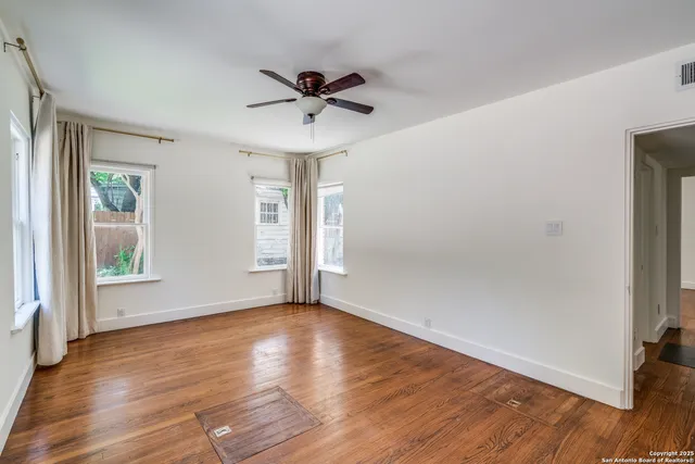 $1,895 | 219 Allensworth Street, San Antonio, TX 78209