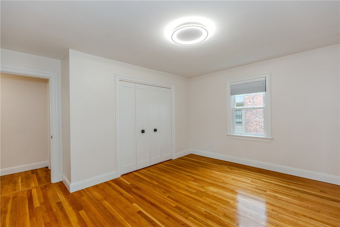 8 Barnes Street Smithfield, RI 02828 - Photo 28 of 48