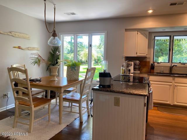 122 State Rd S-7-578 Beaufort, SC 29907 - Photo 5 of 11 IMG_0197