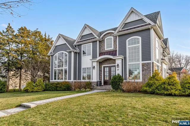 $2,499,995 | 37 Glenfair Road, Glen Rock, NJ 07452