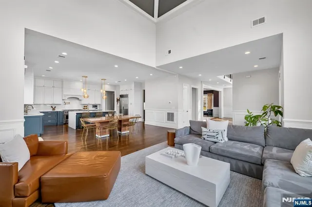 $2,499,995 | 37 Glenfair Road, Glen Rock, NJ 07452