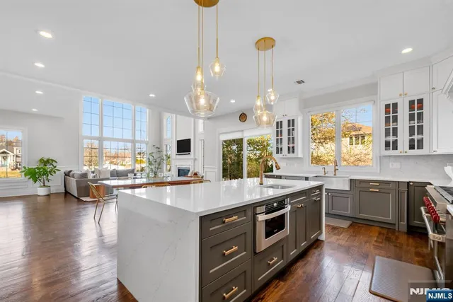 $2,499,995 | 37 Glenfair Road, Glen Rock, NJ 07452